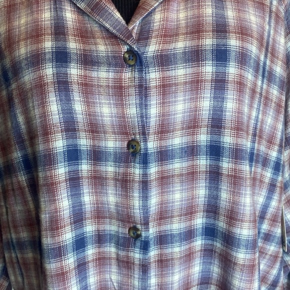 MUDD Women’s Tie Front Top Blue Wine White Plaid V-Neck Button Down Sz XL NWT - Picture 3 of 10